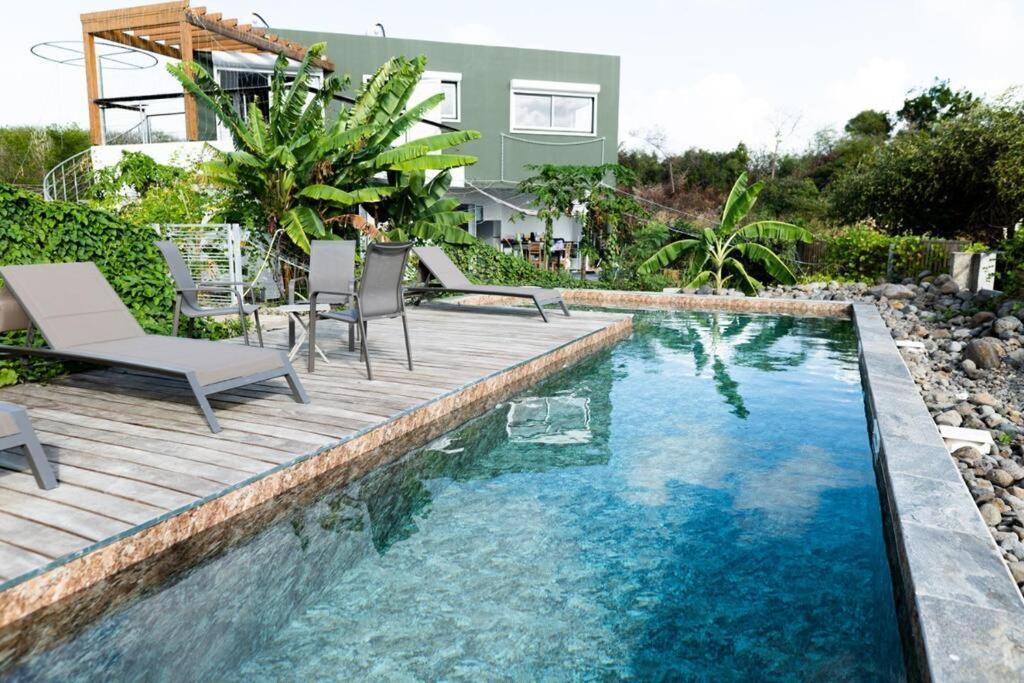 T3 Lumineux Avec Vue Exceptionnelle Et Piscine Oasis De Nature Et Serenite Petit-Canal Bagian luar foto